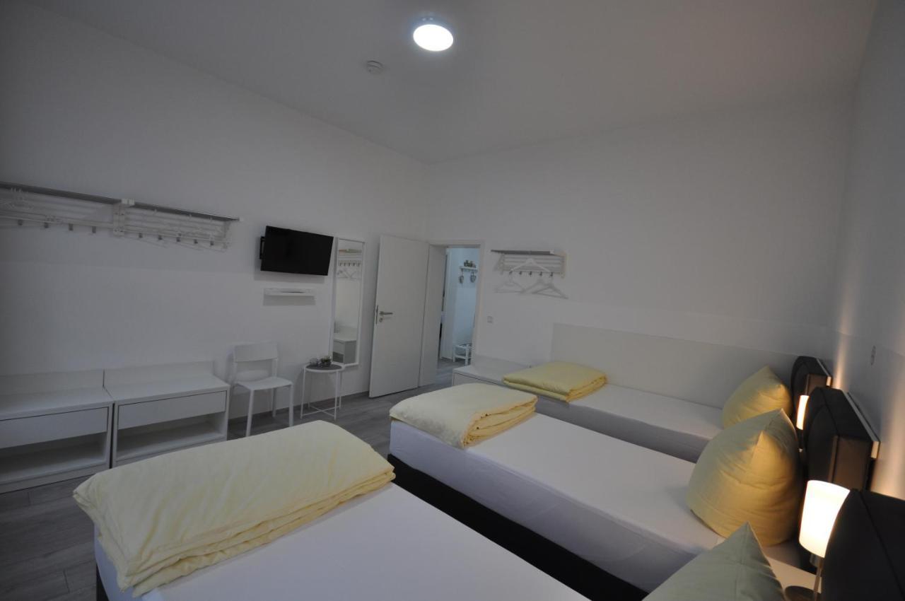 Apartment Dusseldorf-City Bagian luar foto