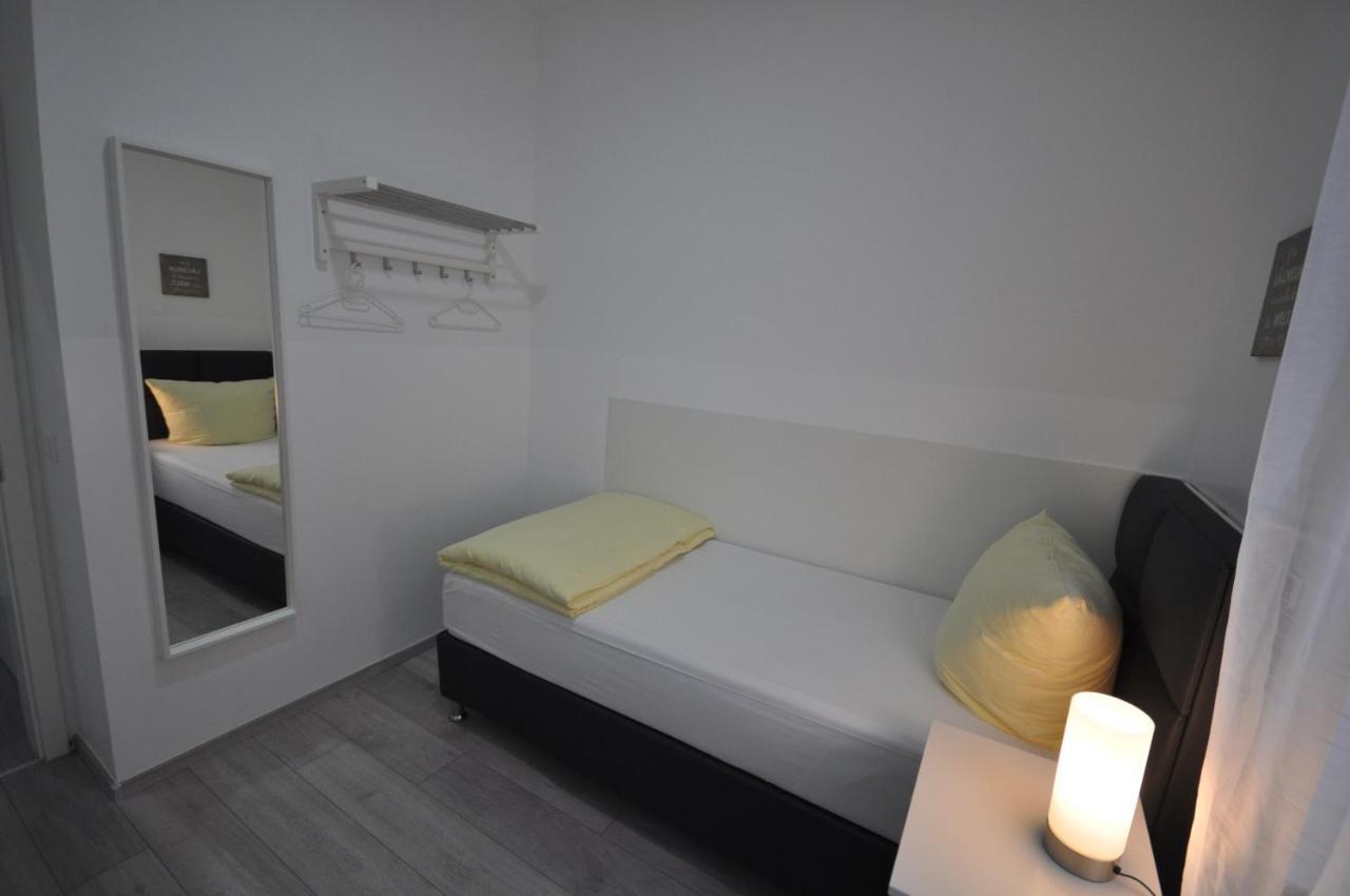 Apartment Dusseldorf-City Bagian luar foto
